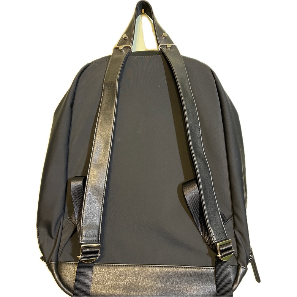 Haerfest Mercedes-Benz collaboration bag for the Benz Box. - Picture 8 of 8